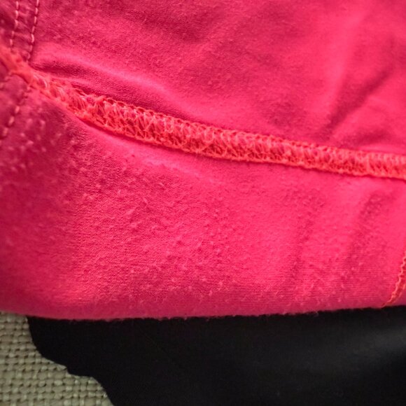 sz 6 Lululemon run a marathon skirt - Picture 5 of 16